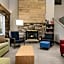 Country Inn & Suites by Radisson, Platteville, WI