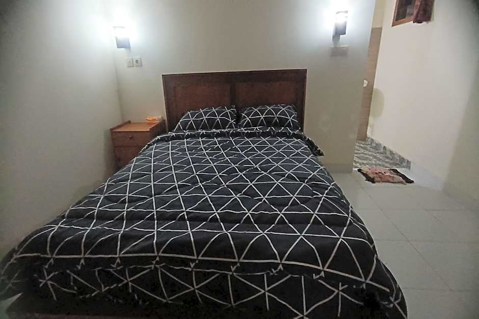 OYO 93766 Bunga Homestay Near Taman Lembah