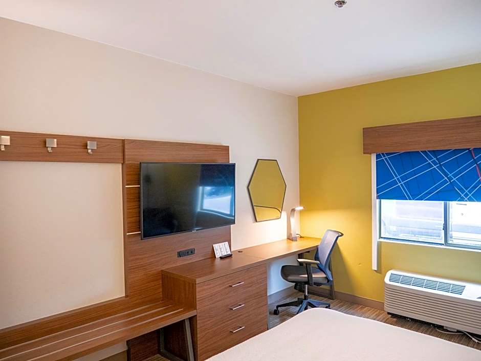 Holiday Inn Express & Suites Greenville Airport By IHG