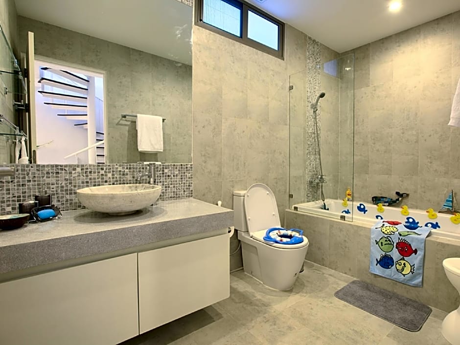 Shades Of Blue Villa