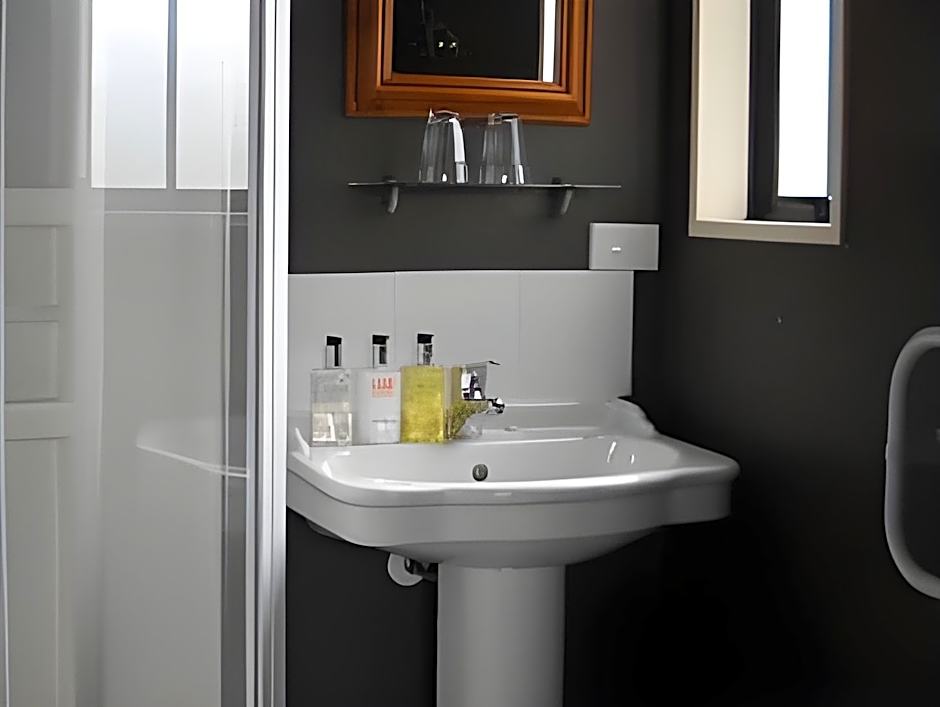 Criffel Peak View Bed and Breakfast