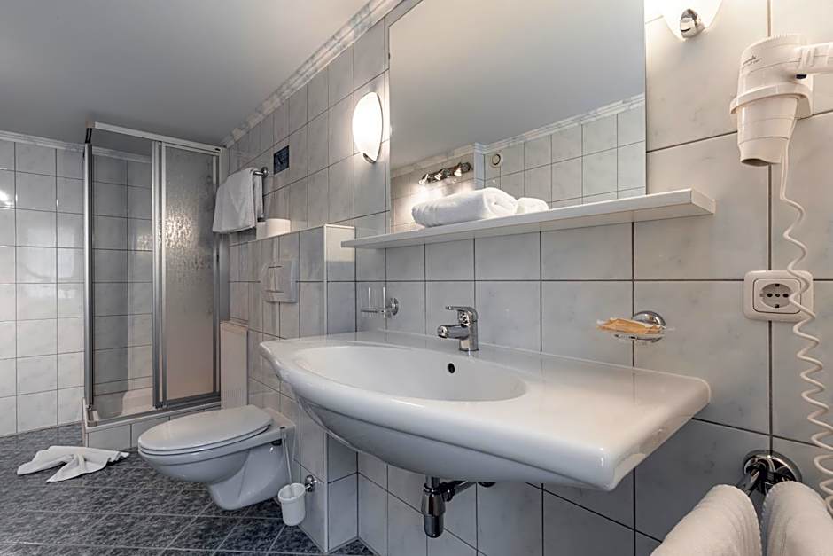Schmid Rooms Apartments – Ischgl, MO