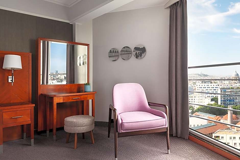 Paris Marriott Rive Gauche Hotel & Conference Center