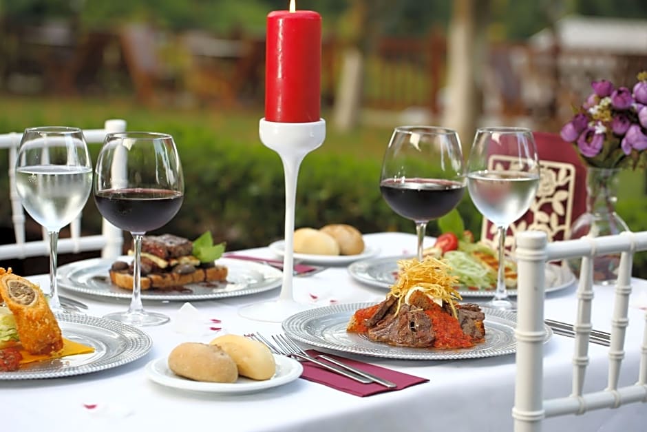 Park Polonezkoy Hotel