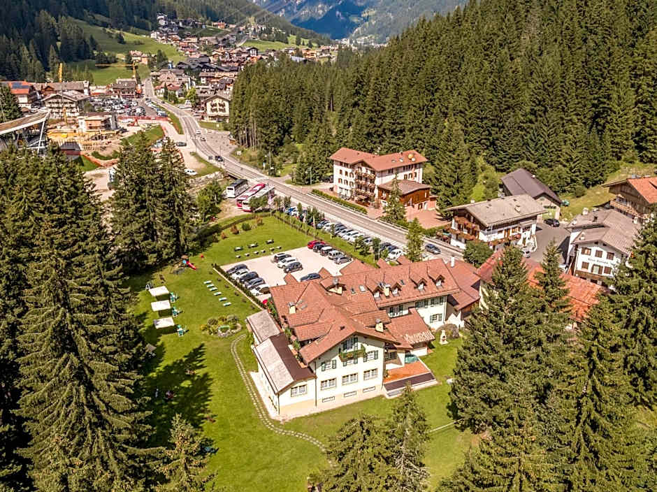 Hotel Villa Rosella Park & Wellness