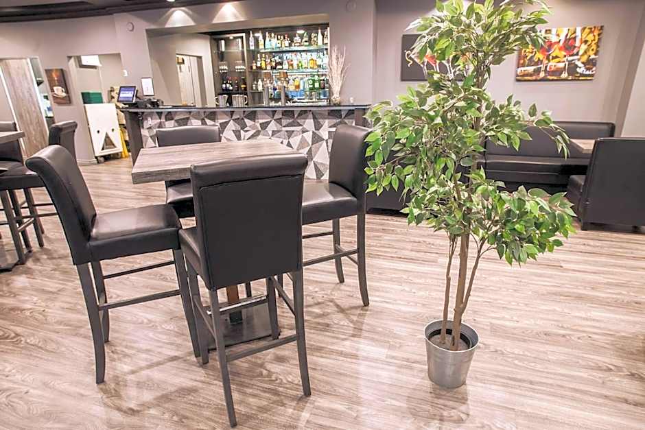 DoubleTree by Hilton North Vancouver