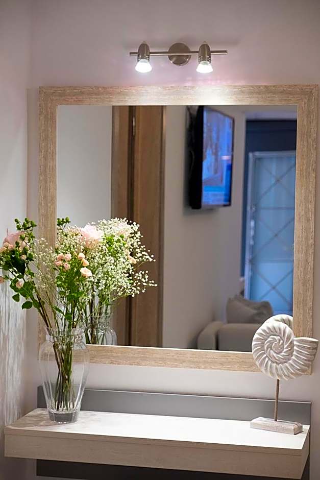 Serenity Luxe Suites