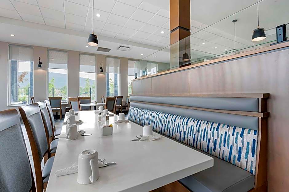 Best Western Premier Route 97 Vernon