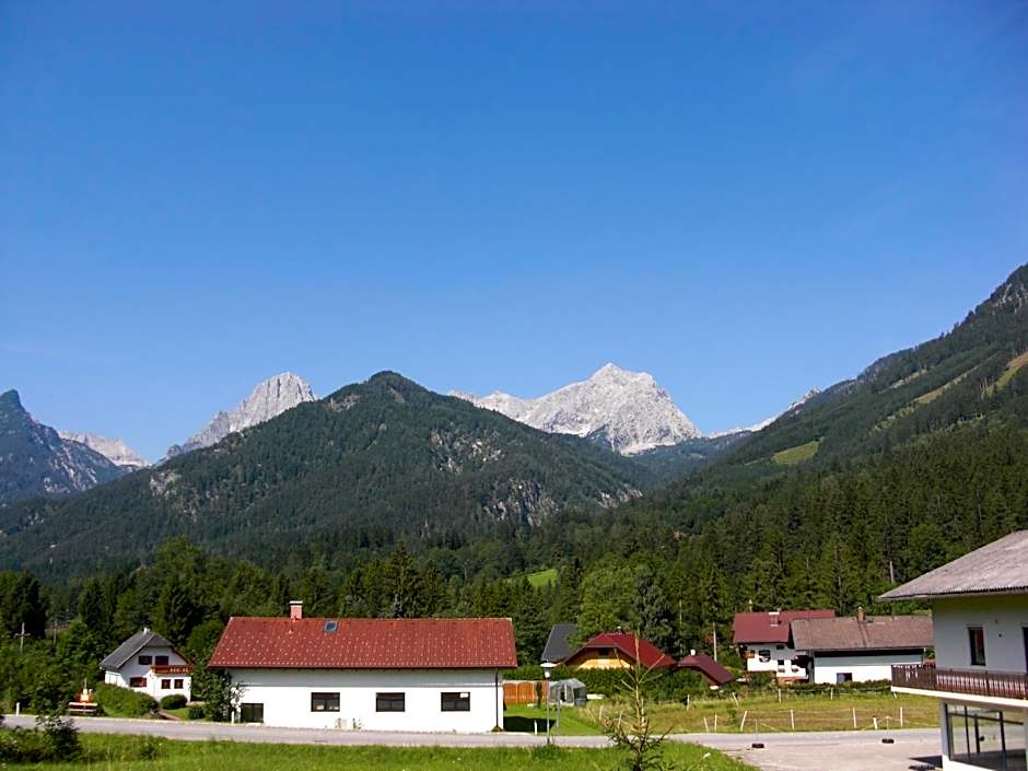 Hotel garni Landhaus Bürtlmair