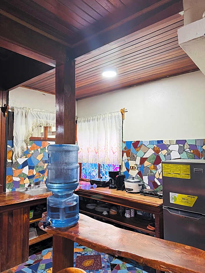 Hotel La Isla Inn