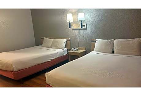 2 Full Beds