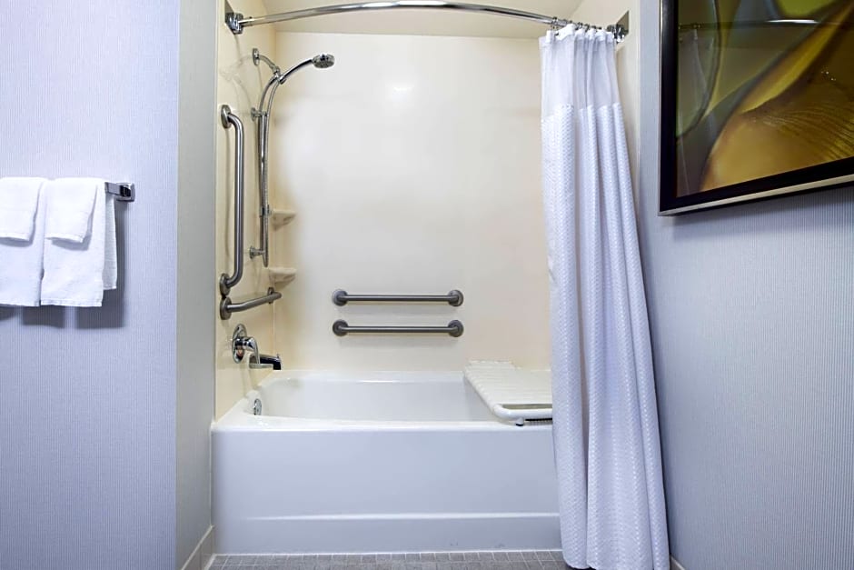 Courtyard by Marriott Newark Silicon Valley
