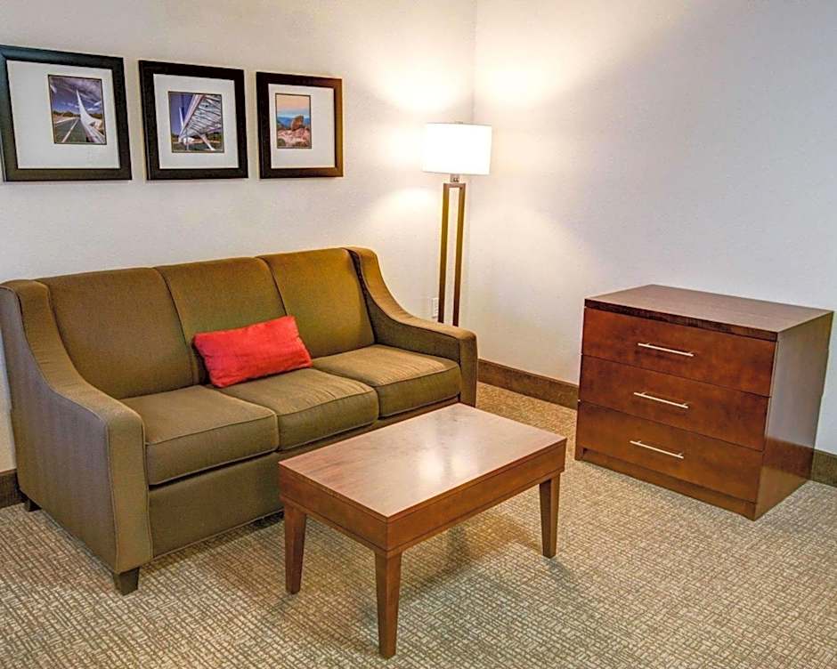 Comfort Inn Redding Near I-5