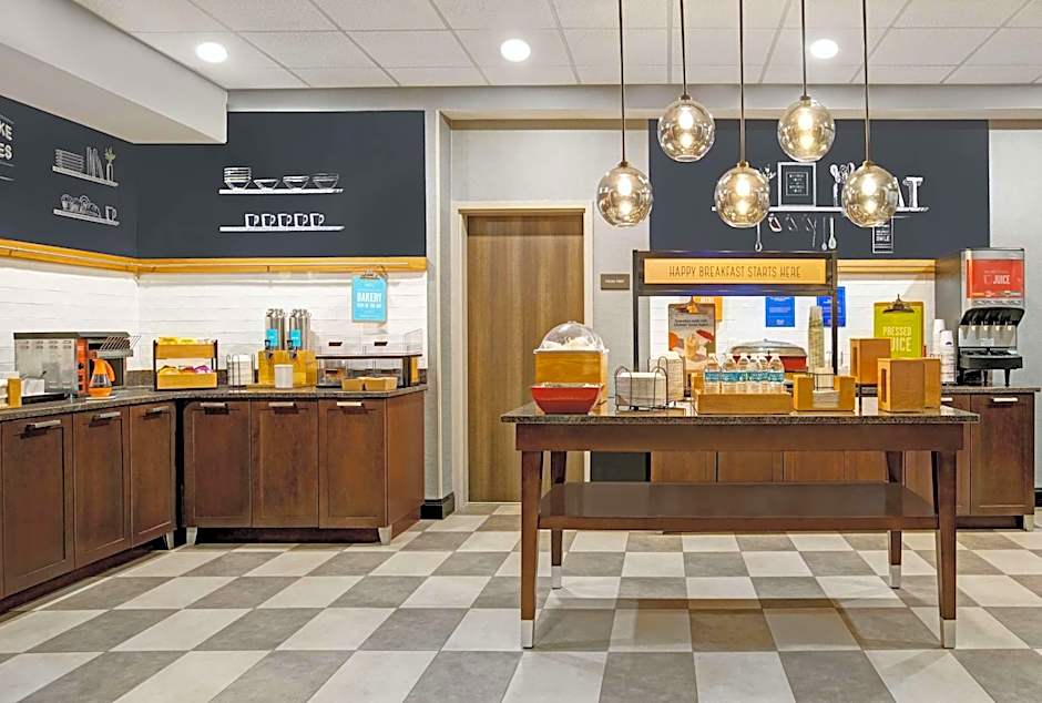 Hampton Inn By Hilton Greenville Woodruff Road