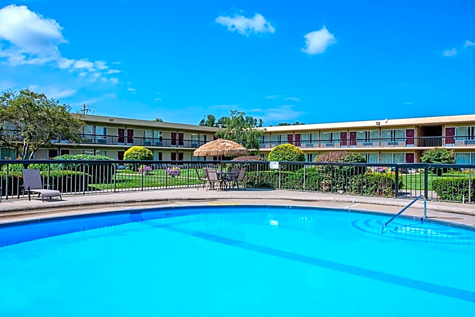Red Roof Inn Battle Creek