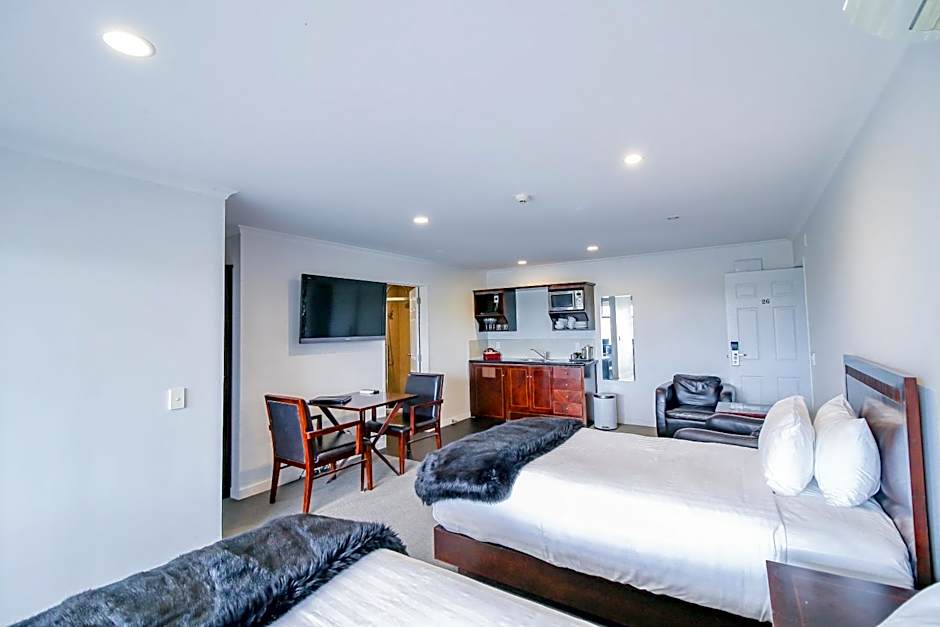 Aotea Motor Lodge
