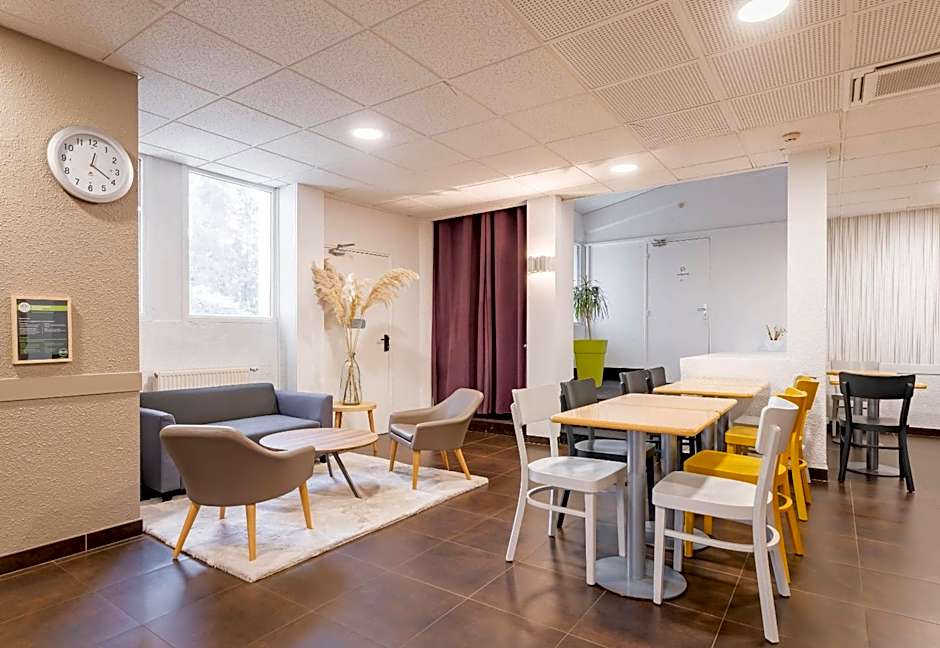 B&B HOTEL Valenciennes Sud