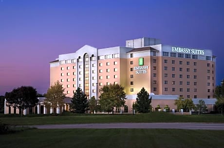 Embassy Suites by Hilton Kansas City International Airport
