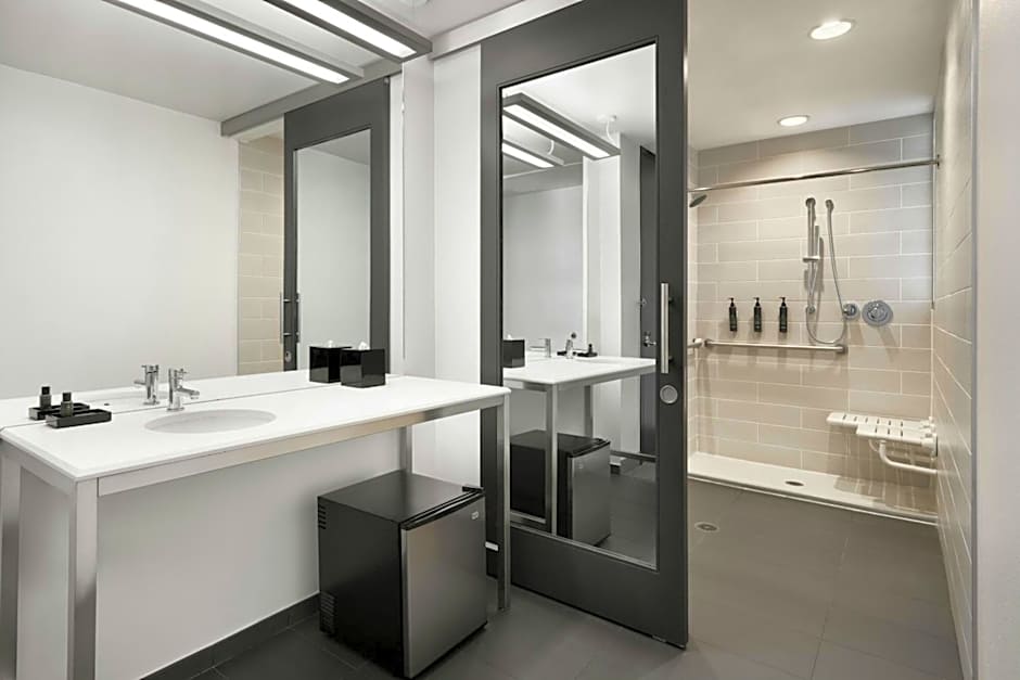 Aloft Greenville Downtown