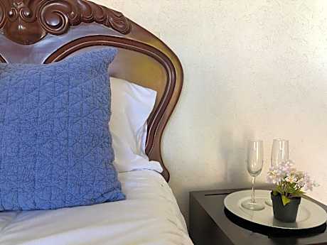 Double Room with Pool View