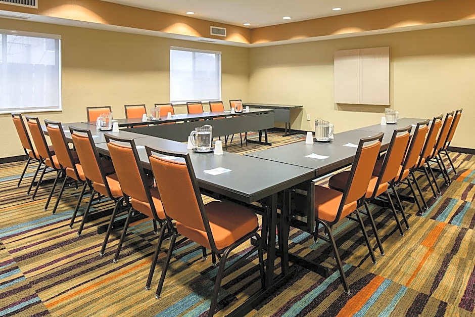 Fairfield Inn & Suites by Marriott Kansas City Airport