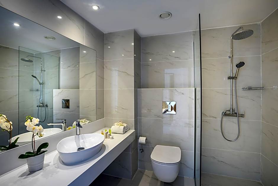 Silver Sands Beach Hotel