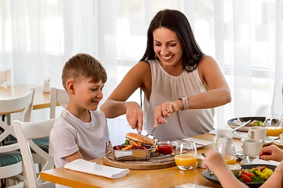 Strand Spa & Conference Hotel