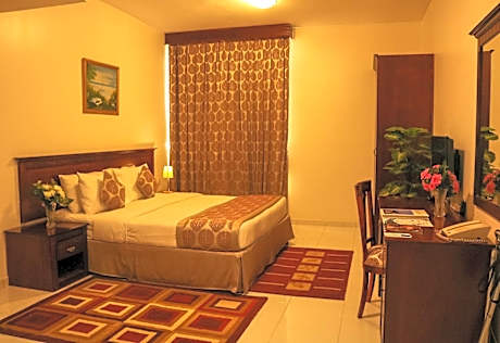Flamingo Suite