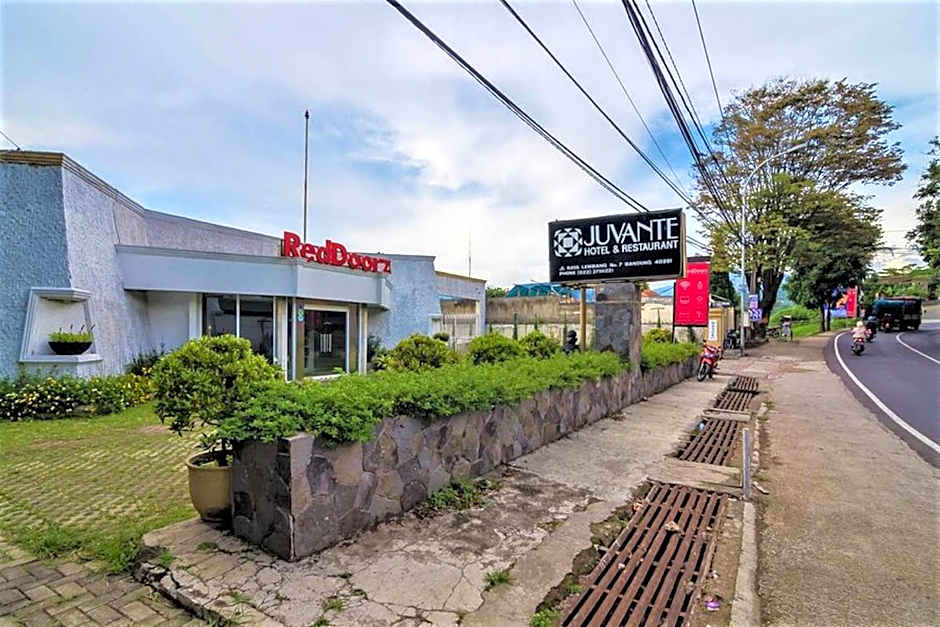 RedDoorz near Farm House 4