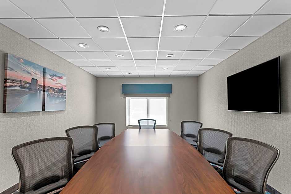 Hampton Inn By Hilton & Suites Farmers Branch Dallas, Tx