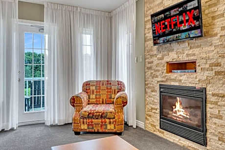 Spacious Hideaway in Nature