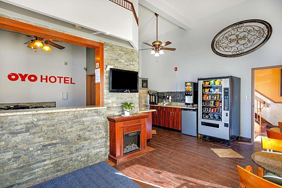 OYO Hotel Castle Rock CO Downtown