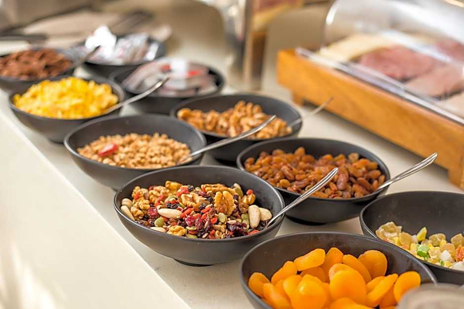 Atma Beach Rooms & Suites