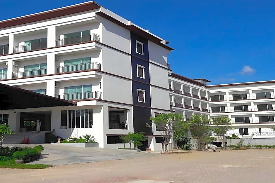 Southgate Residence Hotel