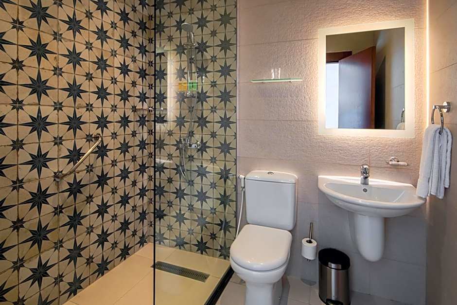 Canary Boutique Hotel