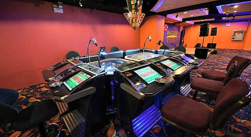 Paseo Premiere Hotel