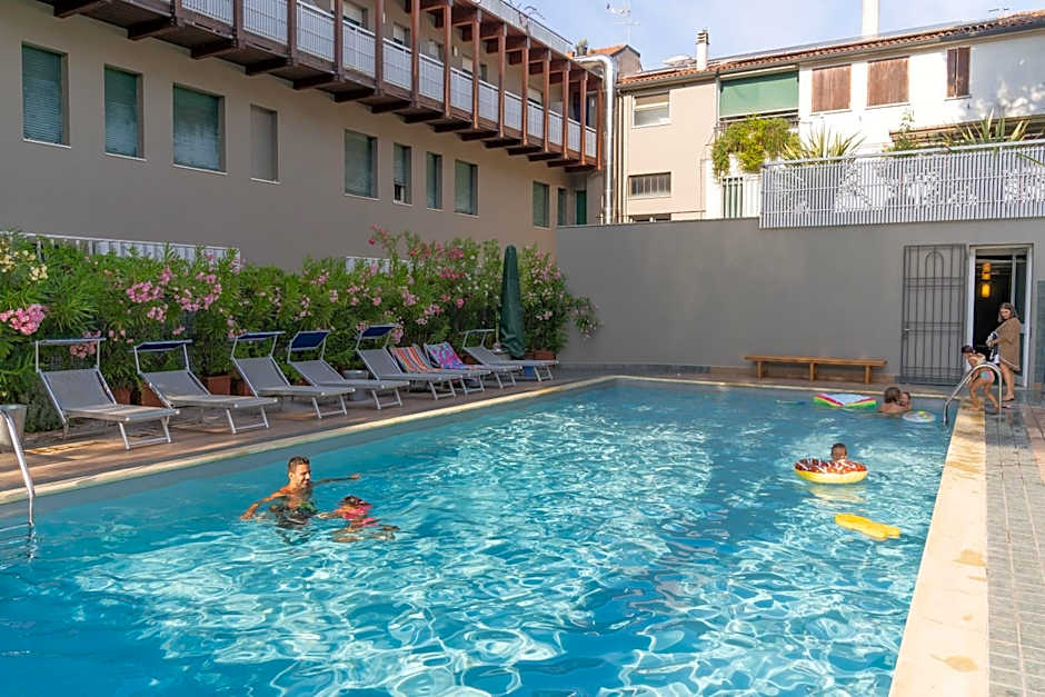 Hotel Columbia