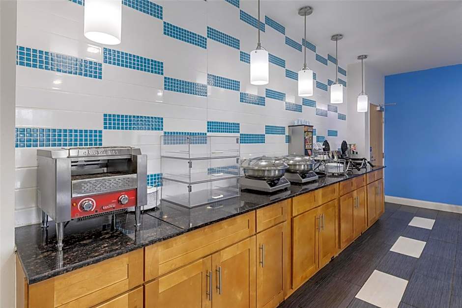 SureStay Plus Hotel by Best Western Niagara Falls East