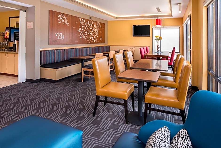 TownePlace Suites by Marriott Huntington