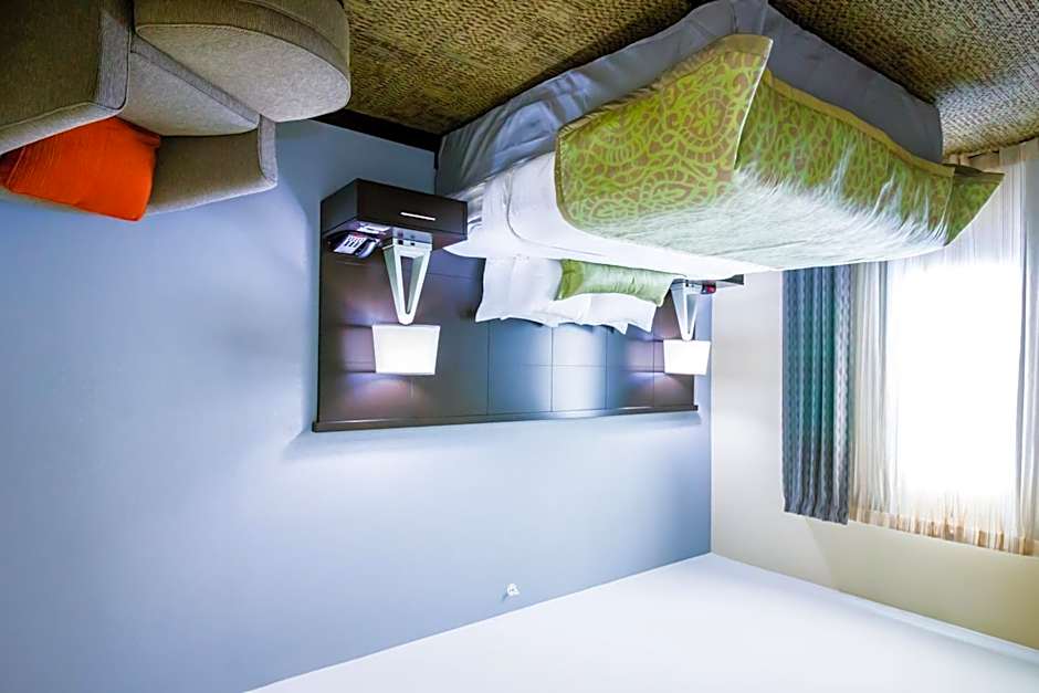 Staybridge Suites Plano / Frisco By IHG