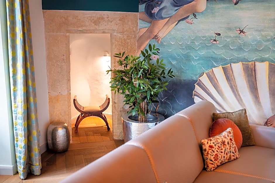 Old Royal Post Boutique Hotel & Premium Suites