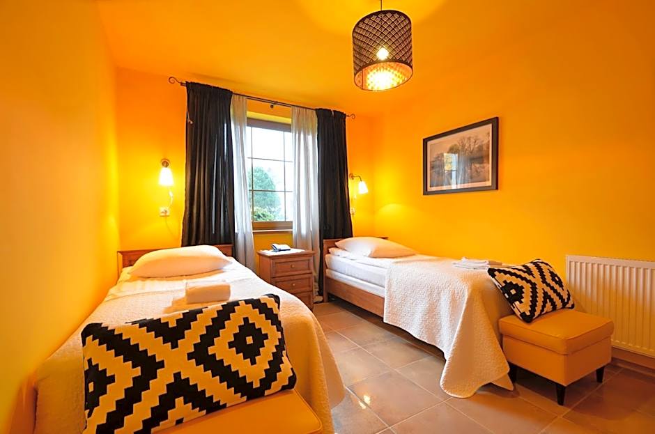 Hotel Dworek nad Regą