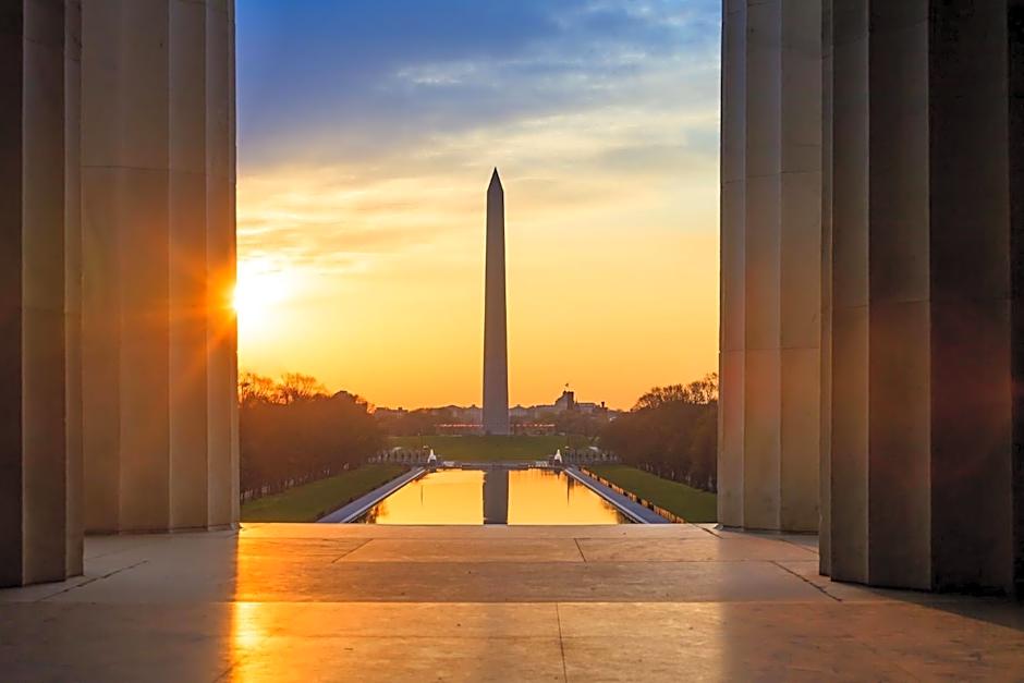 Kimpton George Hotel by IHG