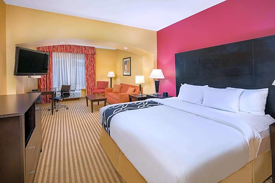 La Quinta Inn & Suites by Wyndham Union City