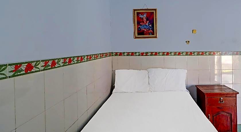 Hotel O Sekar Jagat Near Pantai Baluk Rening