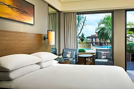 Pool Terrace Room, Guest room, 1 King, Pool view