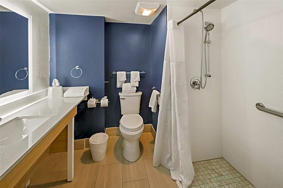 Spark by Hilton Waldorf