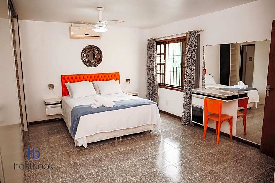 Casarão do Bosque a 200 m da praia | ROUR218