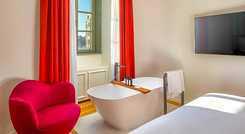 Kimpton Bem Budapest By IHG