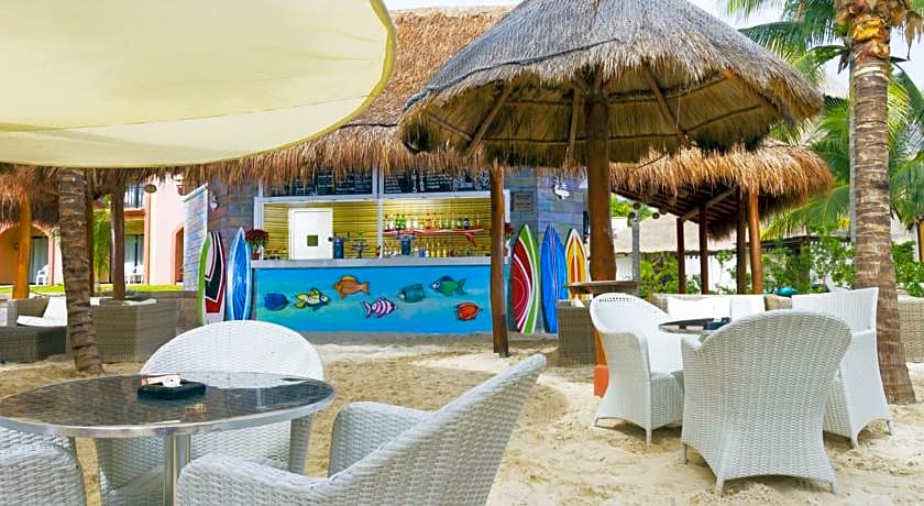 Sandos Playacar Beach Resort - All Inclusive